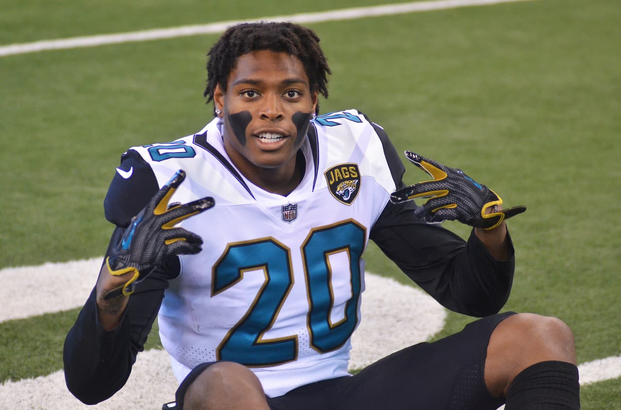 Jacksonville Jaguars cornerback Jalen Ramsey (20) during pregame warm-ups against the Indianapolis Colts in a NFL game Sunday, October 22, 2017 in Indianapolis, IN. (Rick Wilson via AP)