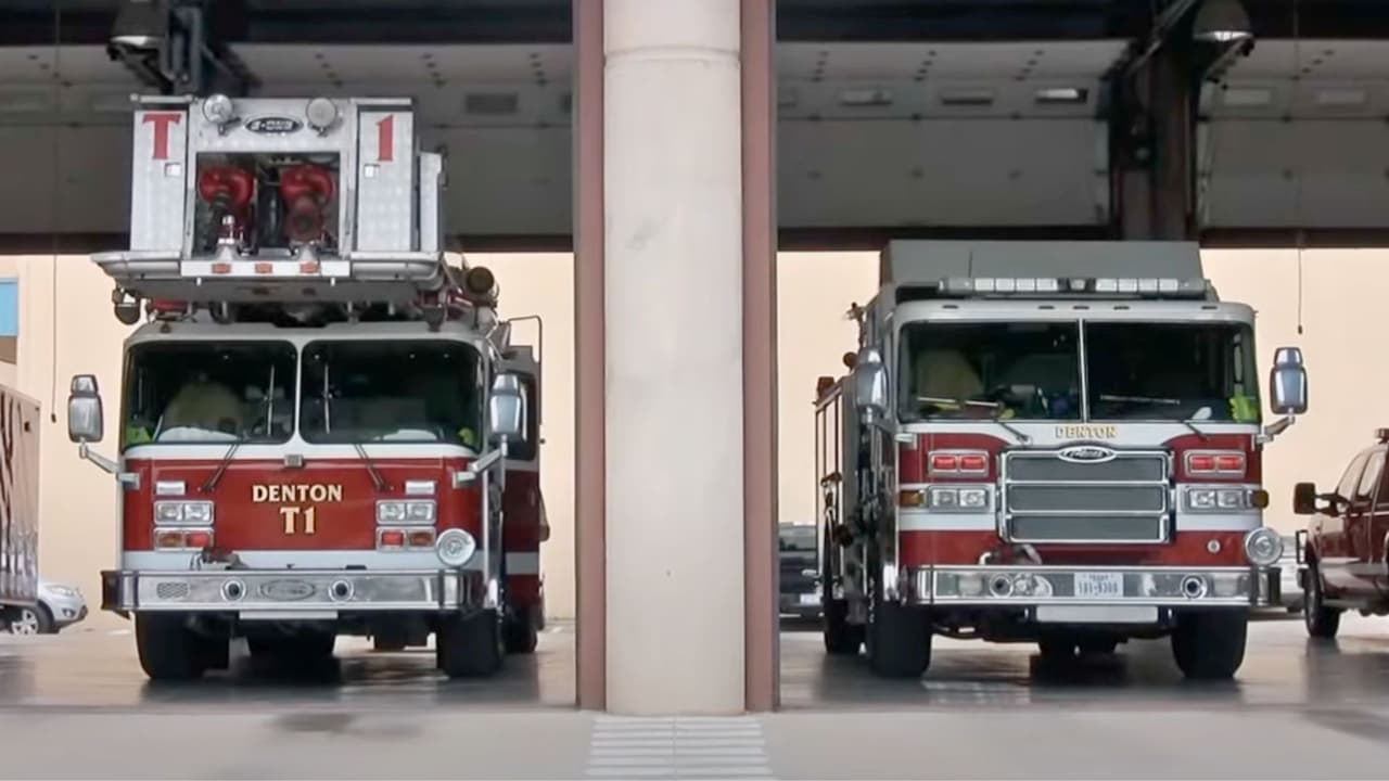 En el corazón de Denton, en Texas, un tesoro histórico aguarda a aquellos que desean rendir homenaje a los héroes anónimos que han desafiado el fuego a lo largo de los siglos. 
<b>El Museo de Bomberos de Denton es mucho más que una colección de objetos</b>; es un viaje cautivador a través del tiempo, desde los albores de la lucha contra incendios hasta la modernidad, 
<b>el lugar ideal para un día de diversión para pequeños y grandes.</b>