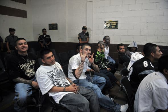 El segundo lugar lo ocupan las armas blancas, usadas en unos 300 homicidios.