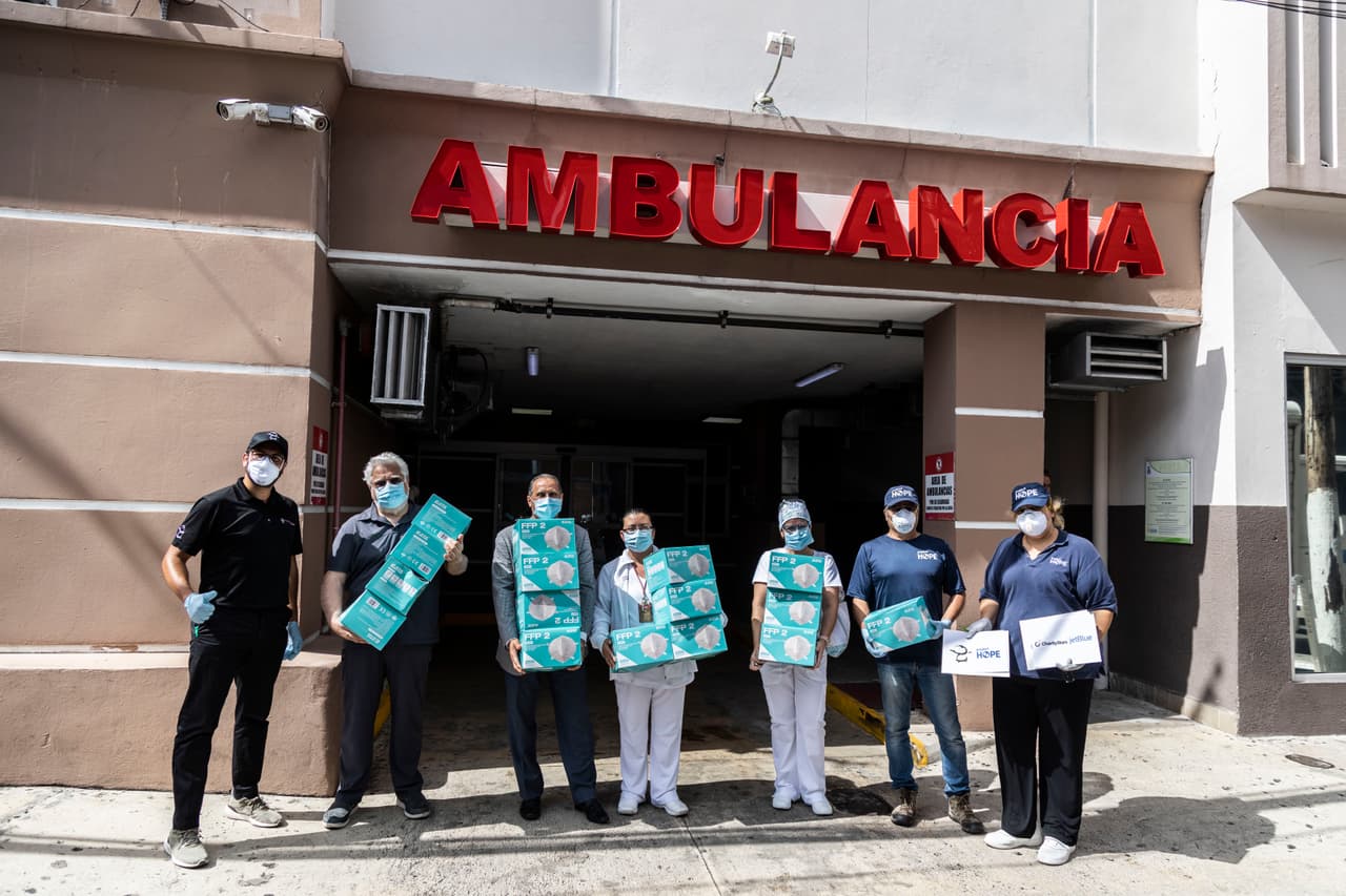 En Puerto Rico se entregaron suministros de seguridad médica para 36 hospitales, 15 municipios y dos instituciones sin fines de lucro el pasado viernes, 1 de mayo.