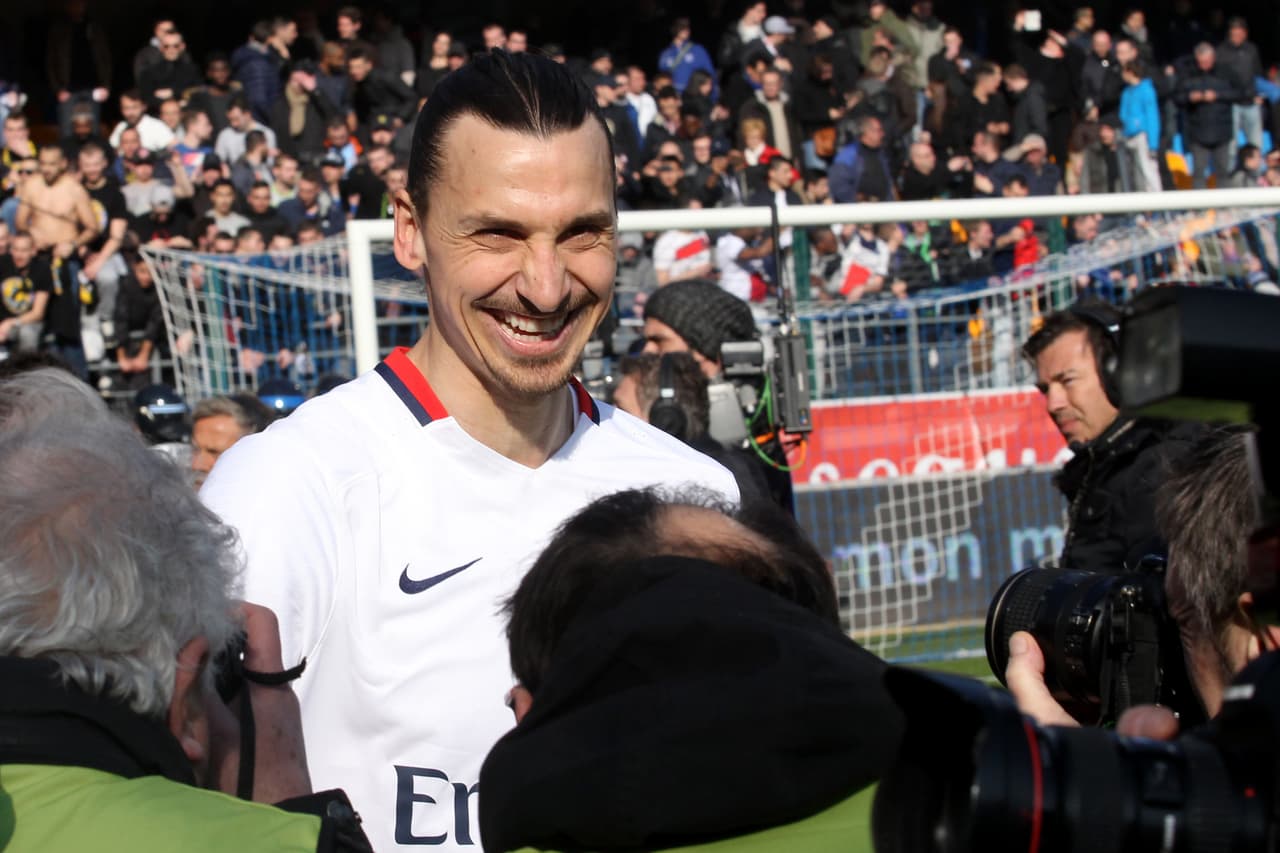 Zlatan Ibrahimovic: "Puedo confirmar que hay interés de la Premier (por mí)"