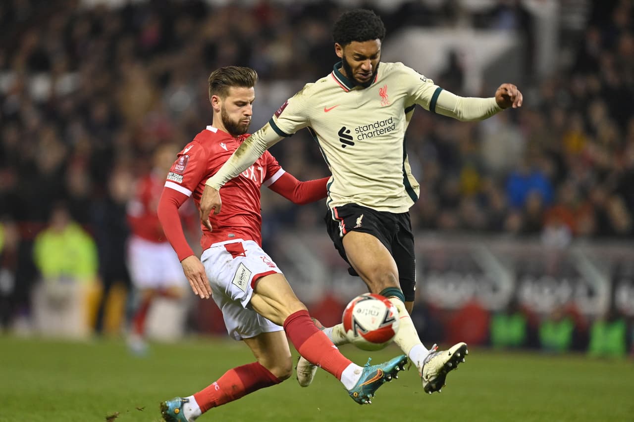 El Liverpool batalló más y apenas venció por 1-0 al Nottingham Forest para certificar su pase a las Semifinales, donde enfrentará al Manchester City.