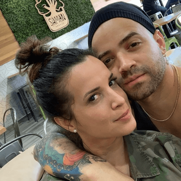 <b><a href="https://www.univision.com/shows/despierta-america/nacho-de-chino-y-nacho-pide-matrimonio-y-perdon-a-la-madre-de-sus-hijos">Nacho le pidió matrimonio</a></b> a Inger en mayo de 2013 durante la celebración de los 16 años de 
<b><a href="https://www.univision.com/shows/despierta-america/" target="_blank">Despierta América</a></b>. Un año después, en febrero de 2014, 
<b><a href="https://www.univision.com/shows/despierta-america/nacho-mendoza-de-chino-y-nacho-se-caso-con-la-madre-de-sus-hijos-video">la pareja se casó</a></b> en una ceremonia íntima.