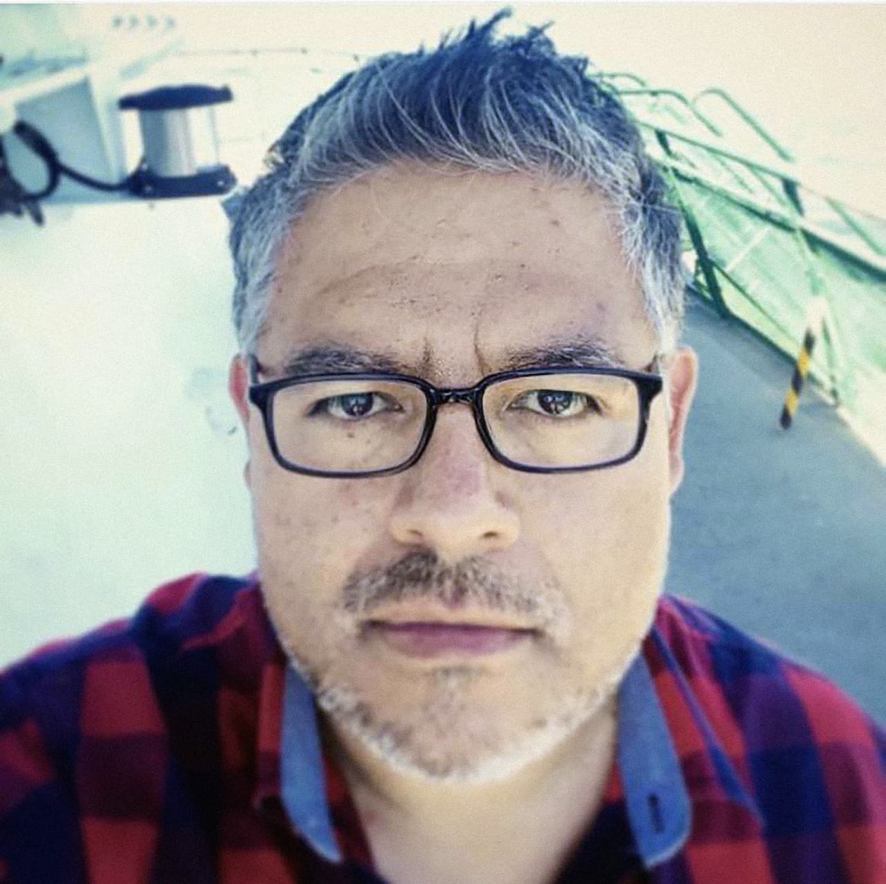 <b>Alberto Cerriteño</b>: es mexicano y en la actualidad se desempeña como director principal de arte del programa 3D for Everyone en Microsoft. En su perfil de Linkedin asegura que su misión es democratizar el contenido 3D a través de diversas experiencias y características incluida la creación 3D, el consumo y las comunidades, y además está centrado en hacer que Windows sea la mejor plataforma y ecosistema que soporte el 3D.