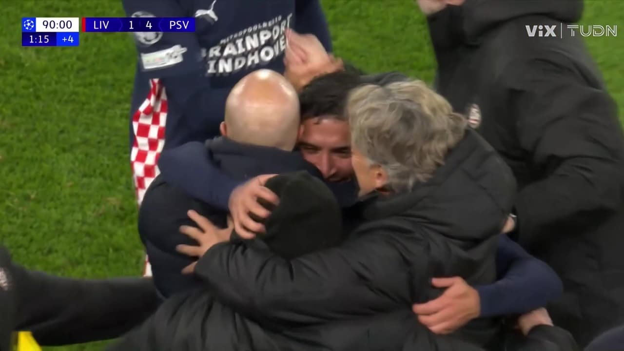 Driouech marca doblete con cañonazo al poste y PSV amplía la ventaja ante Liverpool