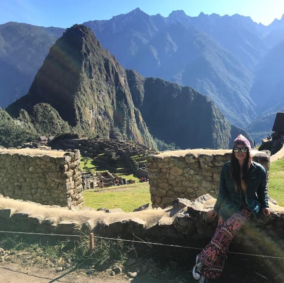 ¿Cuál es tu película favorita?: Ah, tengo tantas películas favoritas. Me encantan “Love Actually” y "Tres Metros Sobre el Cielo"..