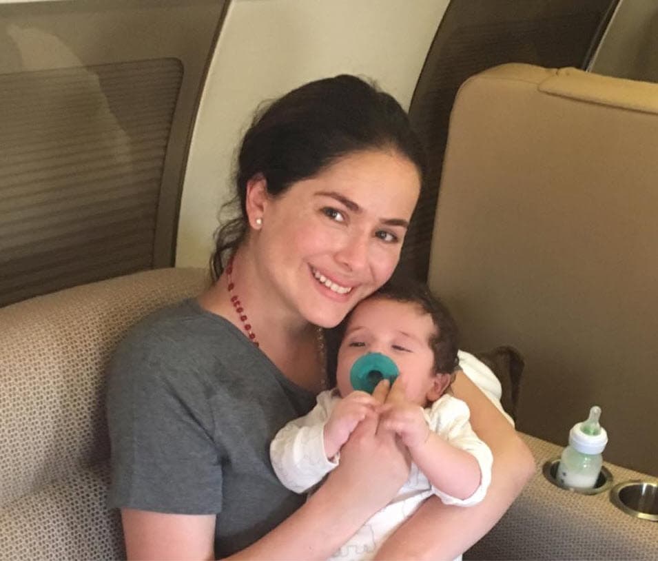 Afortunadamente la actriz pudo evacuar el estado de Florida y viajó hasta Nueva York para reunirse con otros miembros de su familia: "Gracias por sus mensajes de apoyo!!! Gracias a la ayuda de una amiga logramos encontrar un cupo y salir de Florida mi bb y yo. Mi familia quedó dividida. La mitad en Nueva York y la otra mitad no pudo salir.. Estamos bien, esperando que todas las personas estén a salvo y 🙏🏼por los damnificados del terremoto. No sé a quién se le ocurrió decir q el cambio climático no existe..🙄. En fin, bendiciones para ti. Los quiero💝", escribió en Facebook.