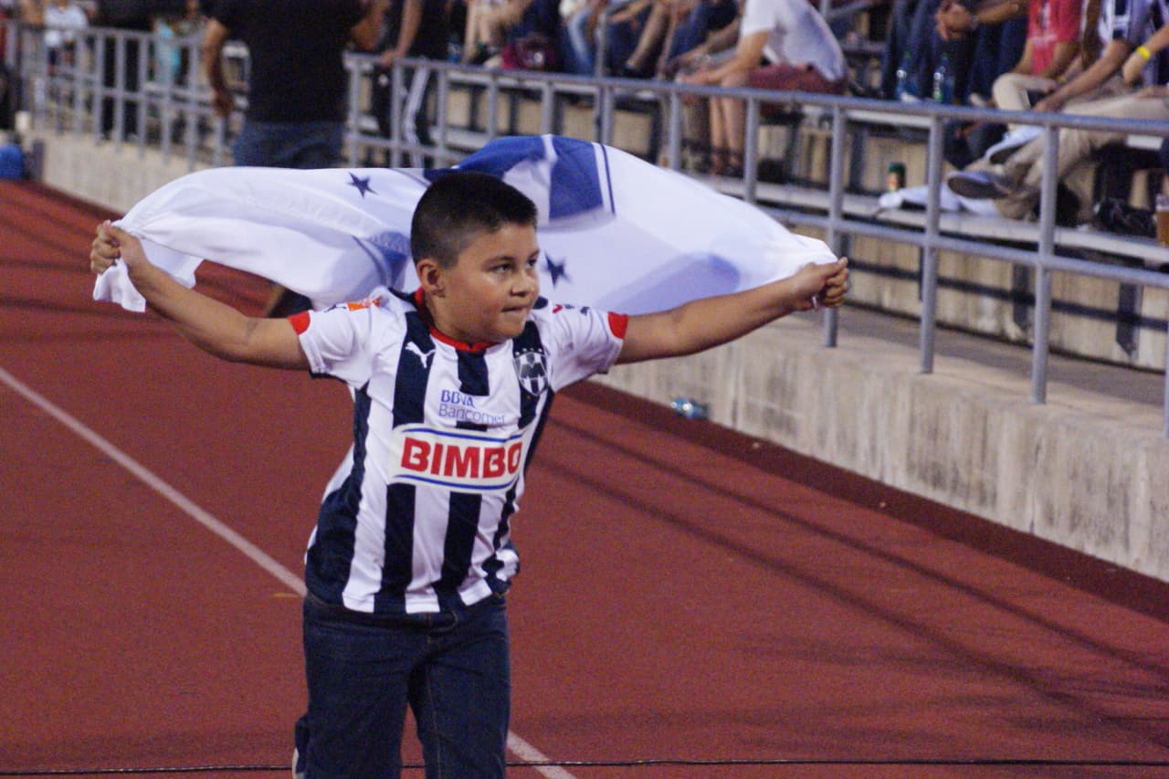 Aficionados al fútbol mexicano disfrutaron del encuentro en Austin.