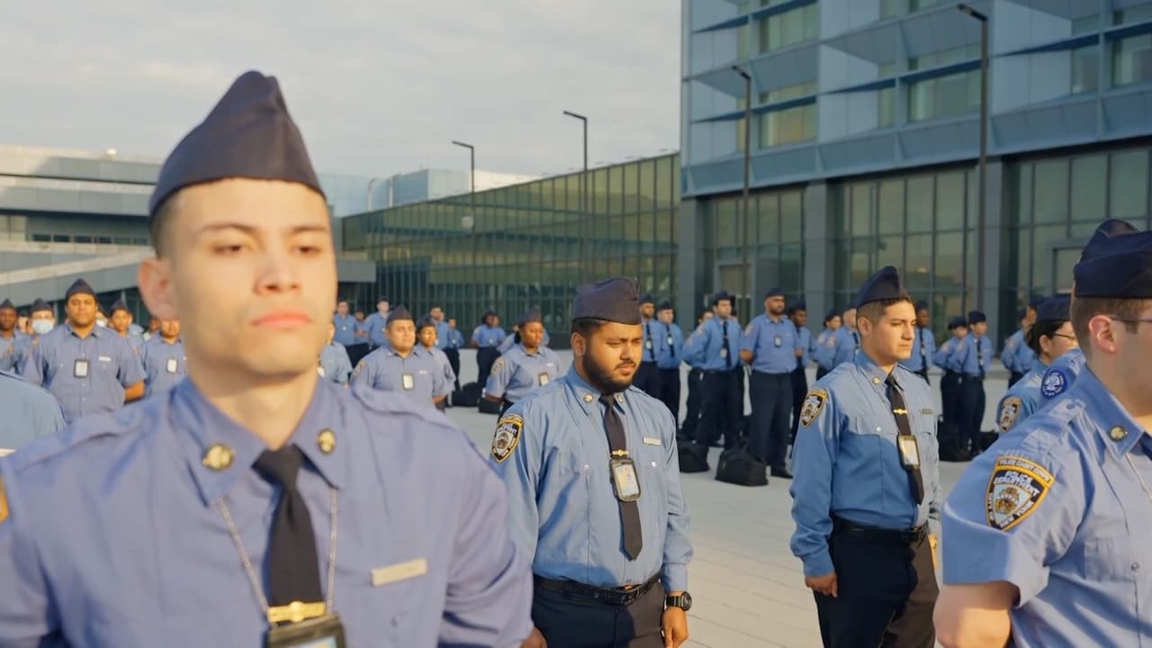 Policía de NY está buscando cadetes, conoce los beneficios, requisitos y cómo aplicar