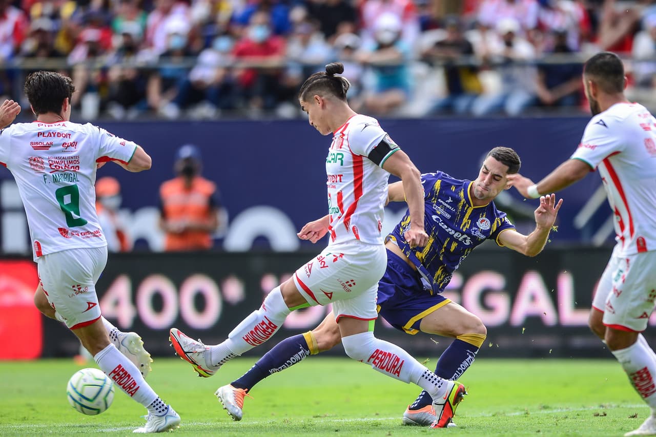 Necaxa se metió a la cancha del San Luis para arrancarle tres puntos con lo que se ubicó en la parte alta de la clasificación.