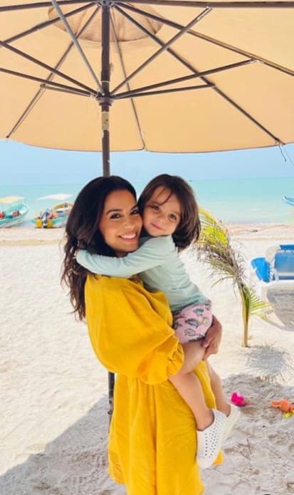 Longoria obtuvo el papel de Gabrielle Solis a sus 29 años y lo mantuvo hasta el último capítulo transmitido en 2012. Su carrera en Hollywood fue impulsada gracias a 'Esposas Desesperadas' y, además de acumular éxitos en las pantallas, se casó en 2016 y le dio la bienvenida a su hijo Santiago, quien cumplió 4 años.