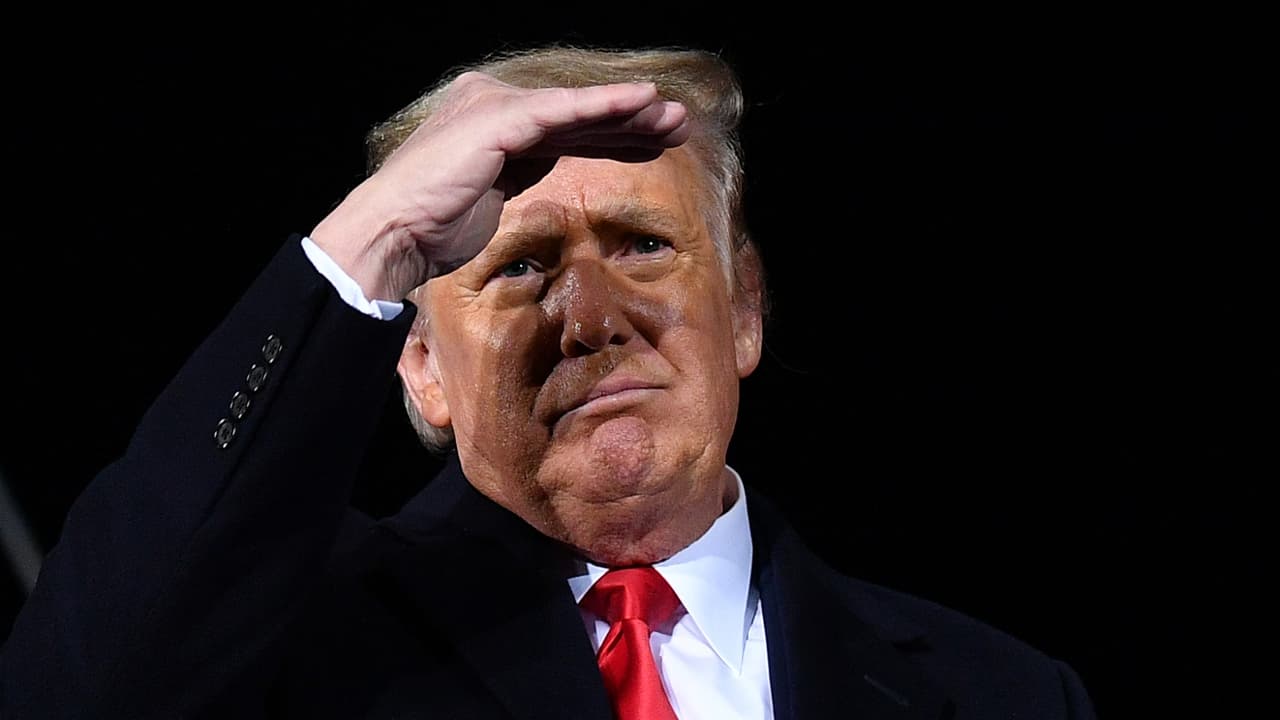 "México está pagando el muro", "Yo gané", y otras falsedades que dijo Trump en el mitin de campaña por los escaños al Senado en Georgia