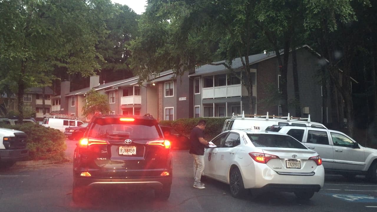 Atlanta supera el primer día de operaciones anunciadas de ICE entre los rumores y el miedo