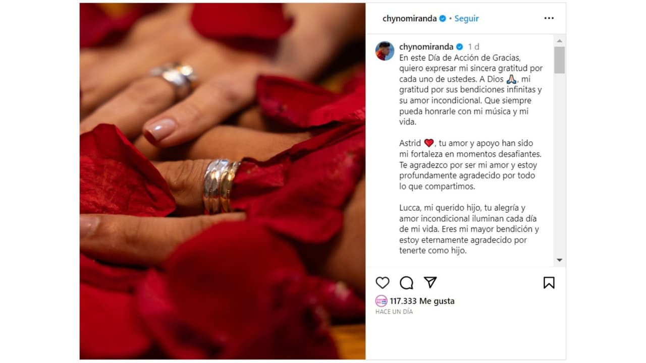 Chyno Miranda publicó esta fotografía, desatando los rumores.