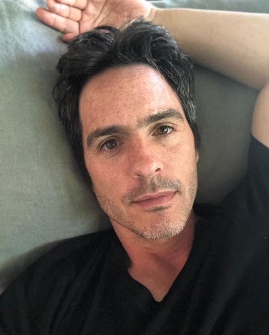 Mauricio Ochmann quiso conocer a sus padres biológicos cuando tenía 16 años, pero no lo logró.