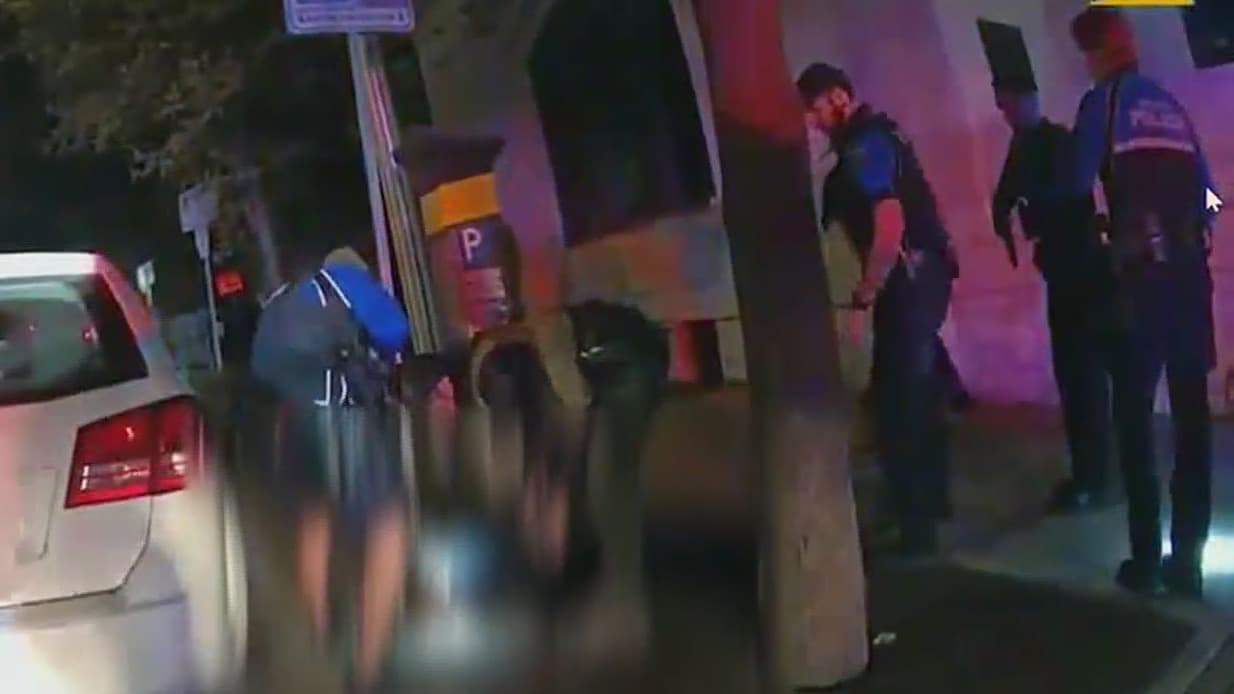 Policía revela detalles sobre tiroteo involucrando tres oficiales