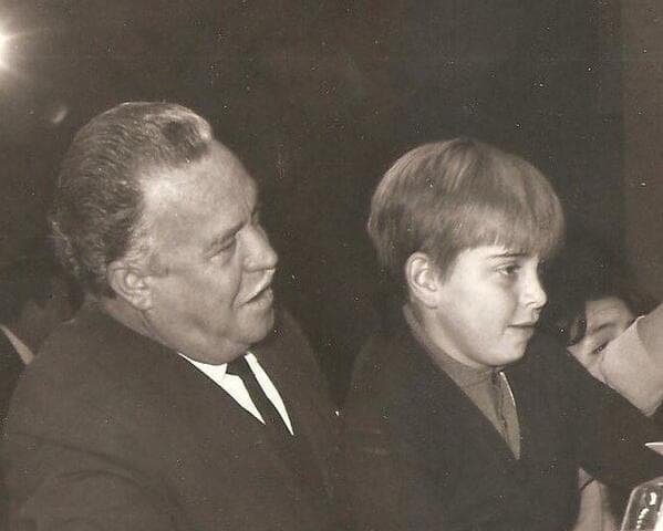 En 1969 el actor de cine mexicano, José Elías Moreno, sufrió un accidente en compañía de sus hijos, su esposa y de su suegra mientras viajaban a Cuautla, Morelos rumbo a su casa de descanso, pues una intensa lluvia hizo que la camioneta en la que se tranportaban cayera por un barranco.