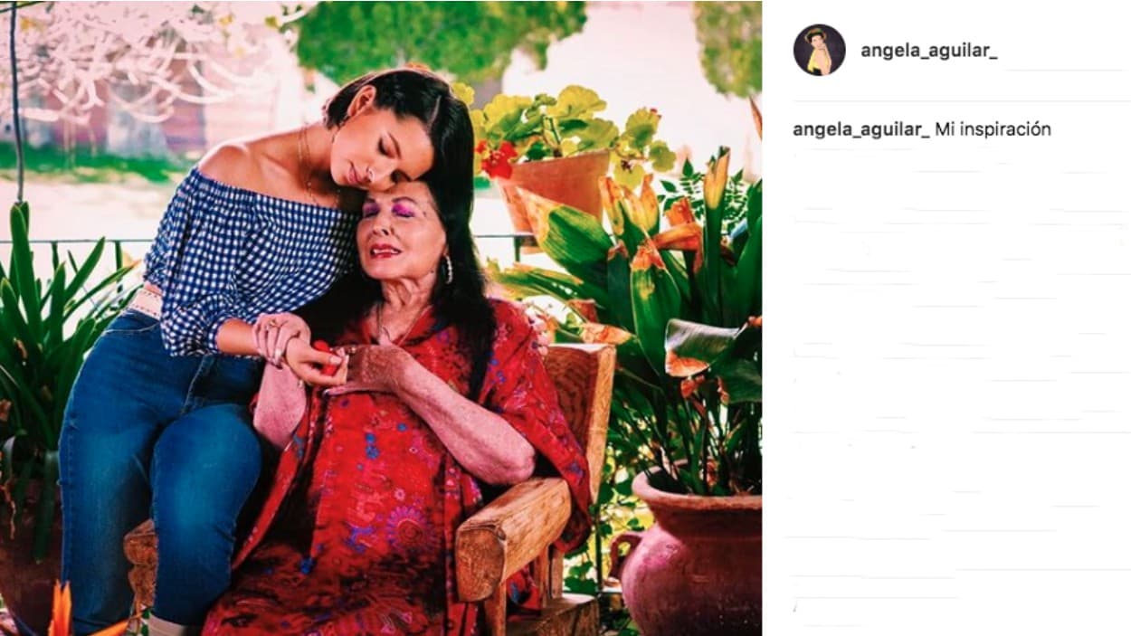 La relación entre Flor Silvestre y Ángela Aguilar, la más pequeña de los hijos de Pepe Aguilar, es de puro amor y admiración. Así quedó plasmado en 
<b><a href="https://www.univision.com/musica/uforia-music/angela-aguilar-estreno-cielo-rojo-video-en-el-que-la-acompana-su-abuelita-flor-silvestre-fotos">el video 'Cielo rojo'.</a></b> que la quinceañera estrenó el año pasado.