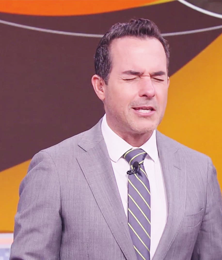 Confesó que no tiene muchos miedos que trabajar pero que se visualizaba siendo mejor, más grande, más feliz y poderoso.
<br>