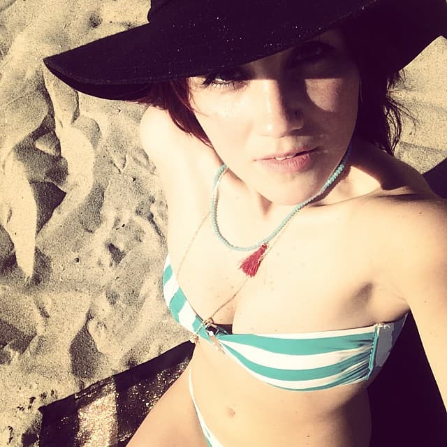 Esto fue una tragedia para sus miles de fans, quienes se contentan con ver sus ardientes fotos en Instagram.