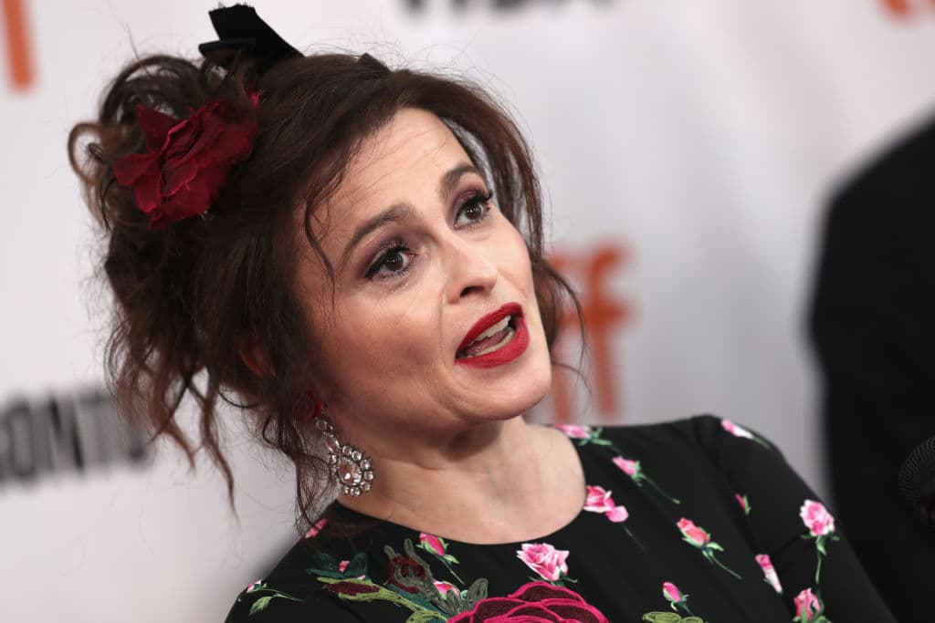 Helena Bonham Carter interpretó a Bellatrix Lestrange.