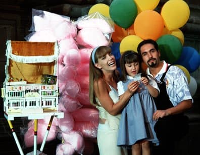 Tras participar en 'La usurpadora', ese mismo año el actor acompañó a Laura Flores y Alejandro Ibarra en la telenovela infantil 'Gotita de amor'.