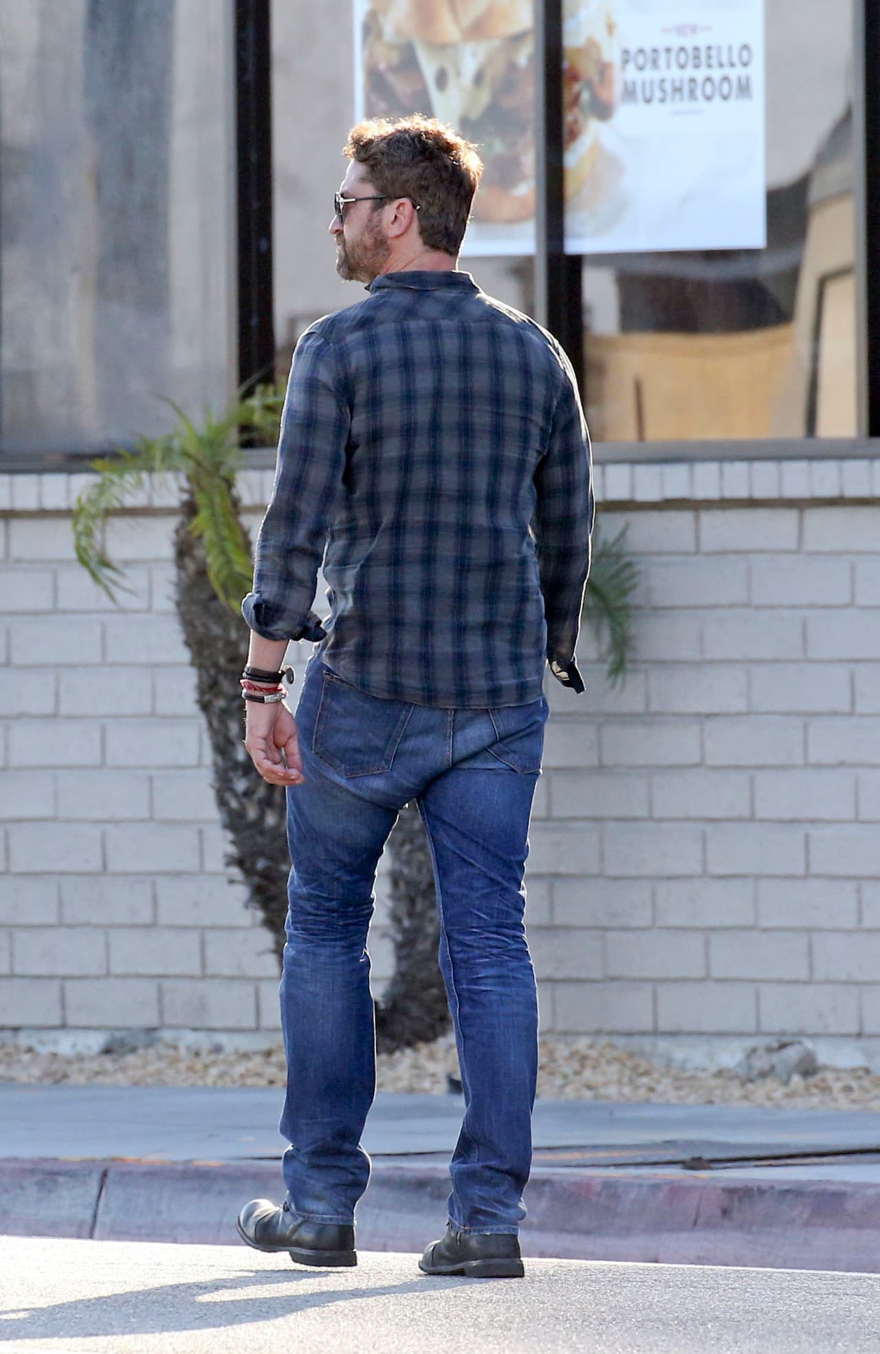 Y no le quedó más que irse solito, con su alma.