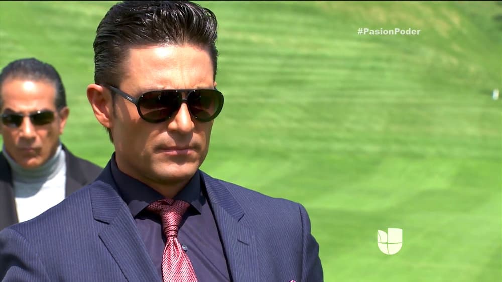 En Pasión y Poder, Eladio y Arturo se enfrentaron por el amor de Julia y se declararon la guerra. ¿Hasta dónde llegará su rivalidad?