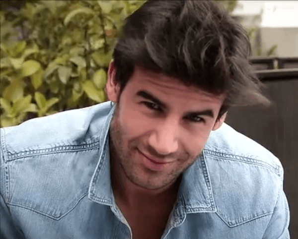 Juan es originario de Chivilcoy, poblado de Buenos Aires, Argentina.