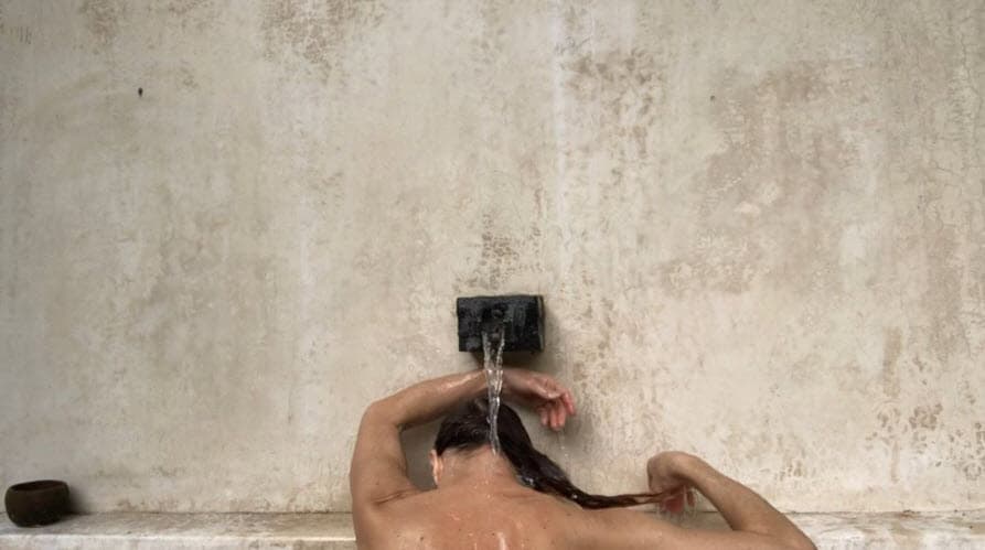 Respecto a las razones que tuvo para colgar esas imágenes con las que se deja ver sin ropa, y solo a días de haber declarado su sexualidad, Norvind aclaró que no lo hizo por alguna estrategia para ganar más seguidores. 
<br>