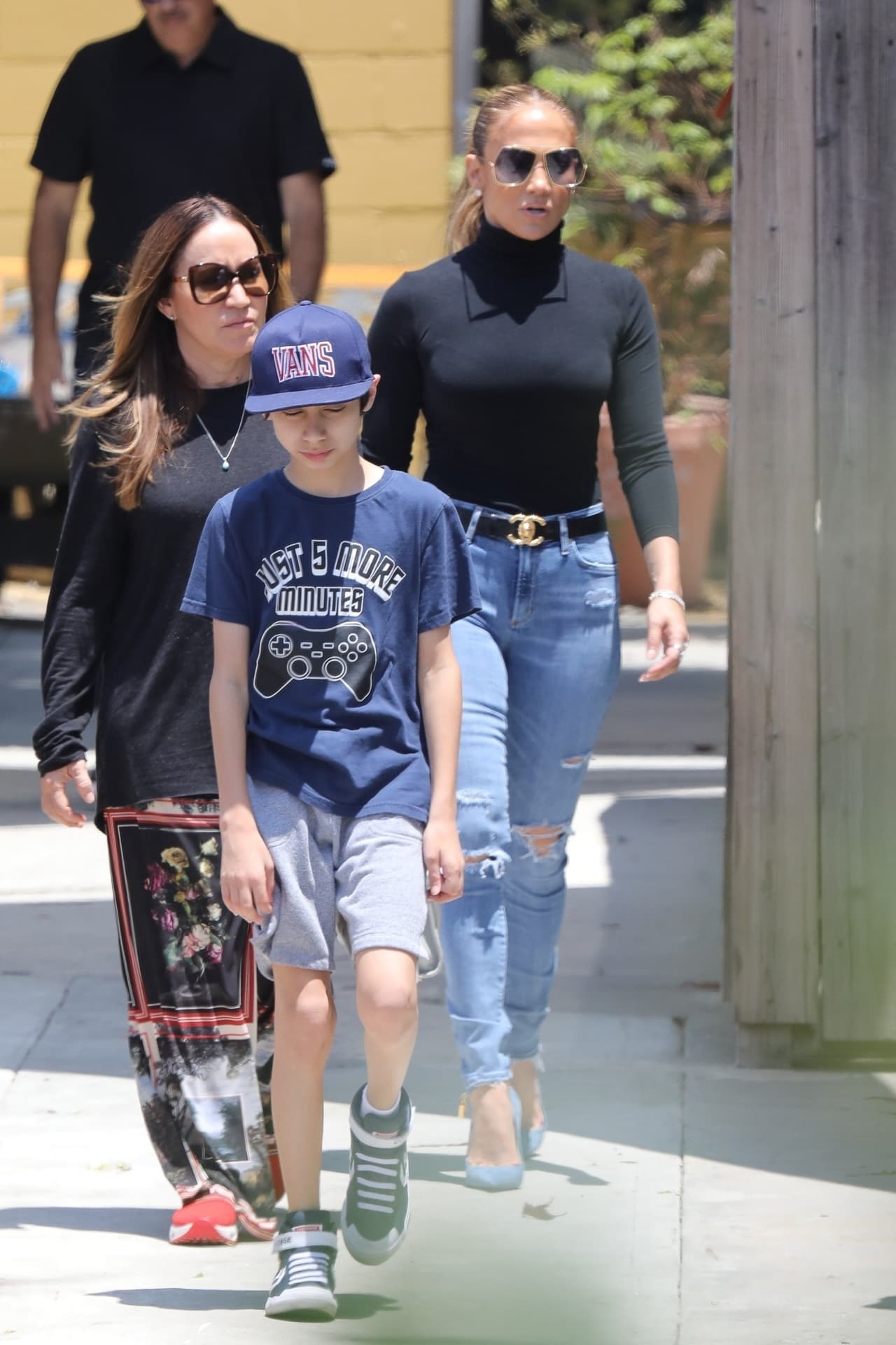 "Pensé que me habían roto el corazón antes, no,
<b> esto es lo peor</b>", admitió. 
<br>