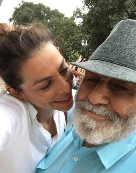 La foto y el mensaje de Lourdes Stephen fueron conmovedores: "Cuanto me has enseñado padre amado. Gran parte de lo que soy te lo debo a ti. Jamás olvidaré lo que has hecho por mí y más que contigo aprendí a sentirme amada, valiosa y especial. Feliz día papito Claudio Stephen. Felicidades a todos los padres que celebran su día hoy".