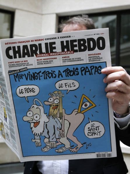 Esta edición del 7 de noviembre de 2012 publica las supuestas reacciones religiosas al matrimonio entre personas del mismo sexo.