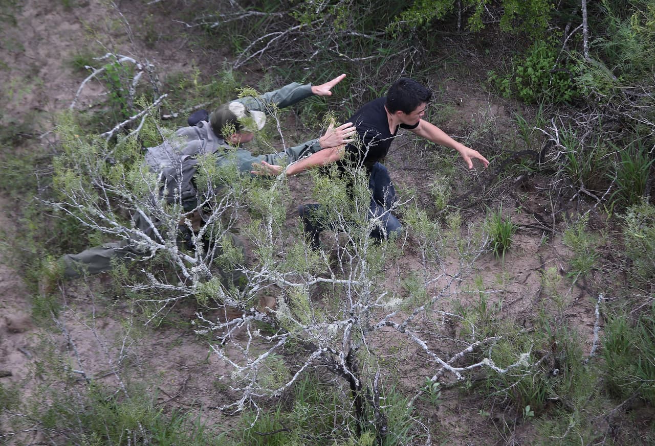 El nuevo plan de Biden para combatir el tráfico de inmigrantes: estas son las claves