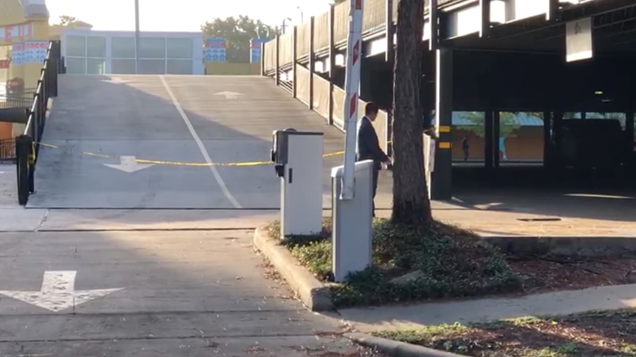 Hasta el momento no se ha dado a conocer a qué hora ocurrió el incidente.