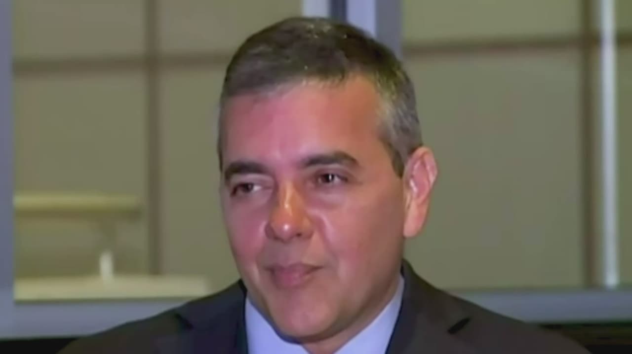 Inicia selección de jurado en juicio contra excongresista David Rivera