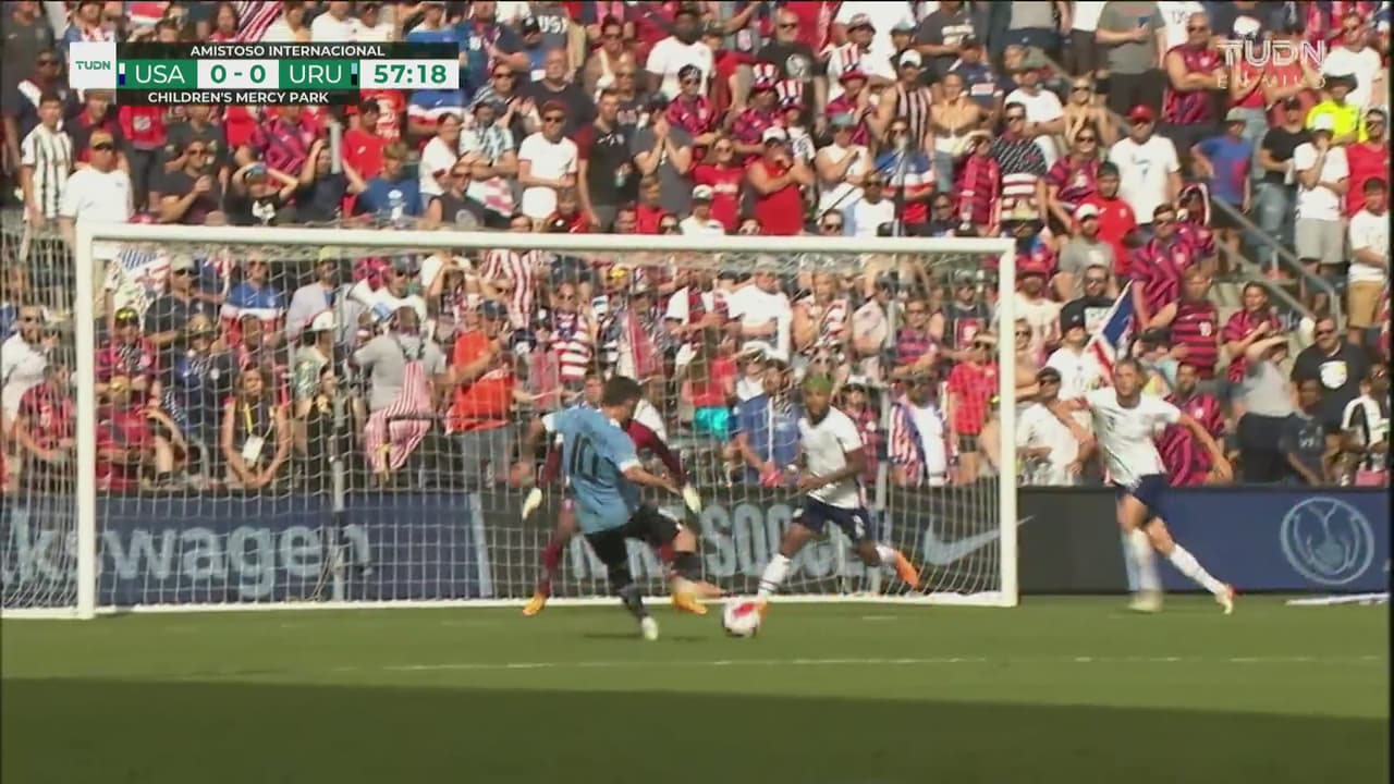 ¡Era para meterla! Gorriarán vuela su disparo cuando estaba solo