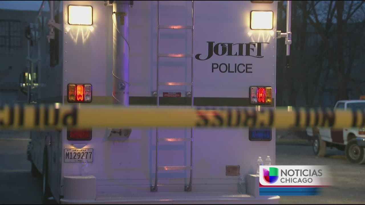 Investigan doble homicidio en taller mecánico en Joliet