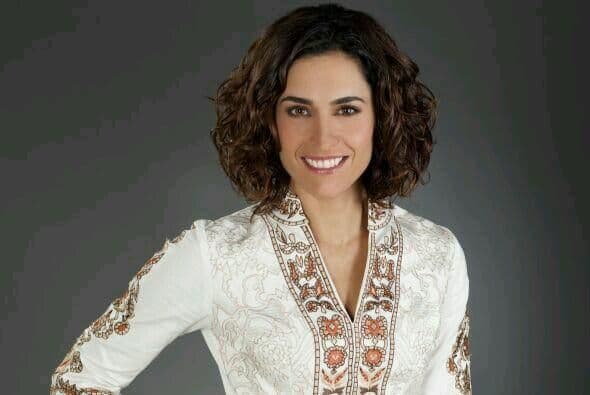 Luz María Zetina fue la primera en representar a México con el titulo de "Nuestra Belleza" en 1995.