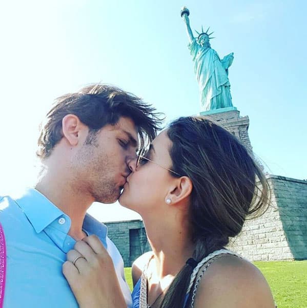 Después continúaron viviendo en su burbuja de amor al irse a vivir a Nueva York por una corta temporada.