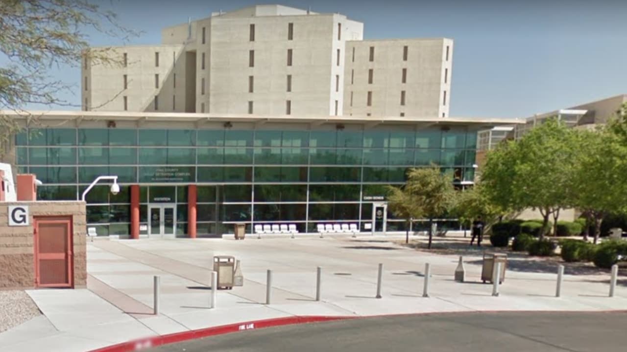 Muere preso en la cárcel del condado Pima arrestado por violencia doméstica y desorden de conducta