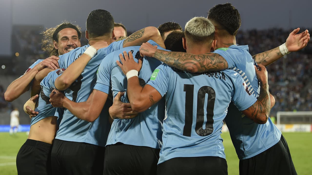¿La estrenarán ante México? Uruguay presenta su nueva camiseta
