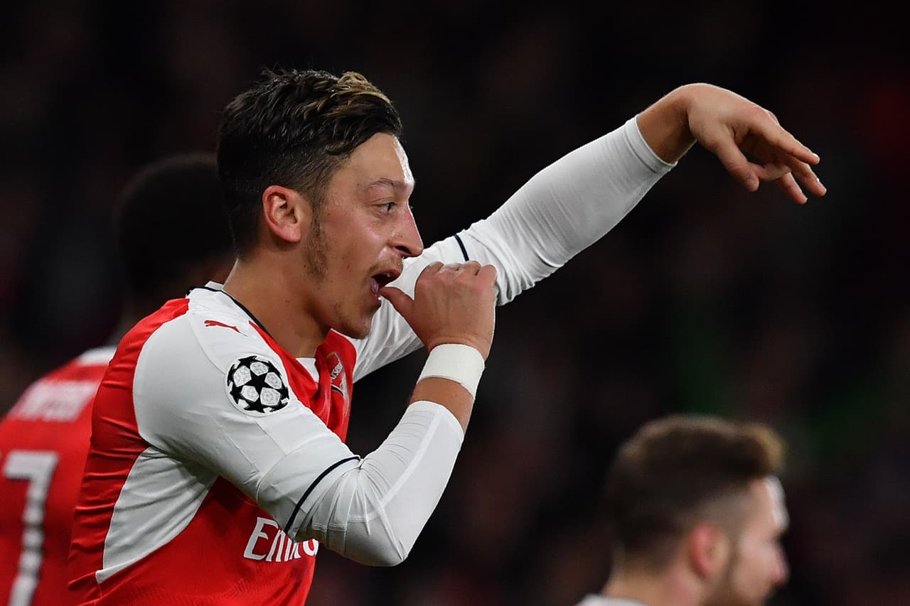 El Arsenal golea 6-0 al Ludogorets y queda cerca de los octavos de final