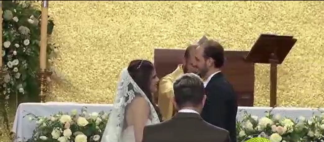 La joven de 22 años se casó el pasado 1 de agosto con Francisco Barba en Guadalajara, México. 
<br>