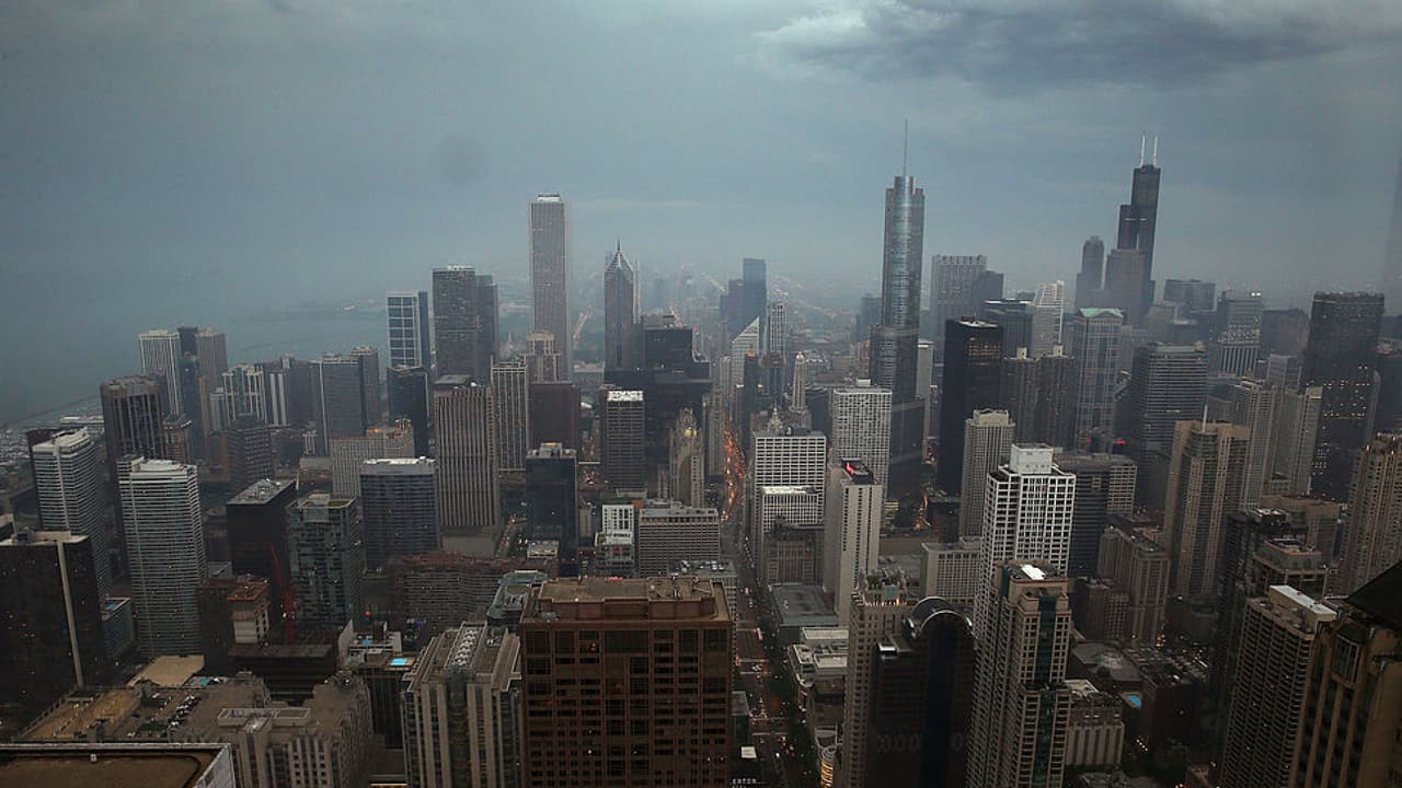 Tormentas matutinas y una baja de más de 30 grados en las temperaturas este viernes