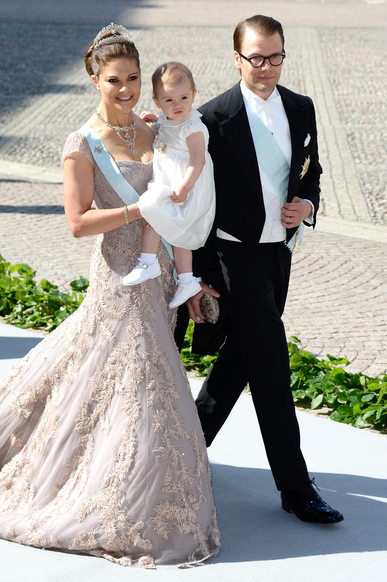 Es igual de bella que la princesa Victoria, su madre.