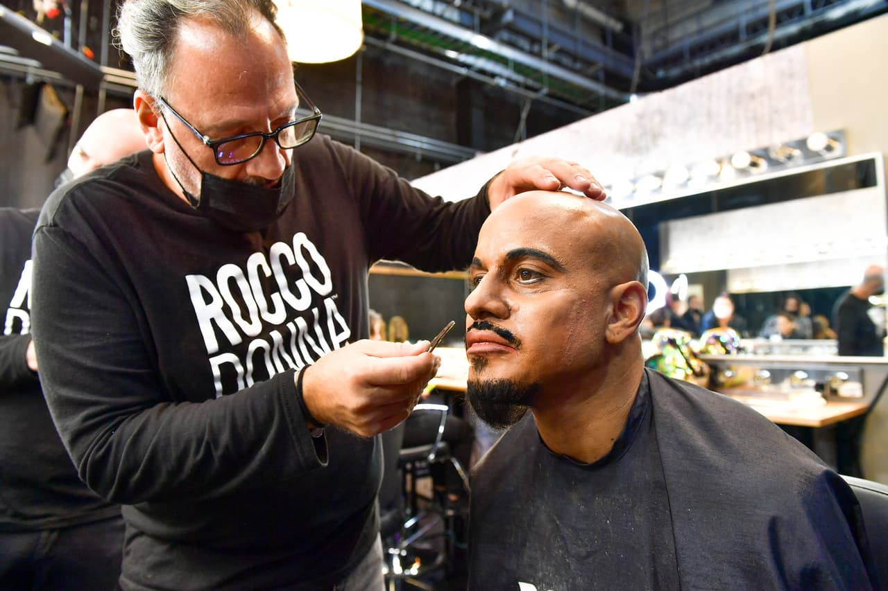 <b>Michael Stuart</b> también pasó muchas horas trabajando en su caracterización como Andre 3000, vocalista de Outkast.