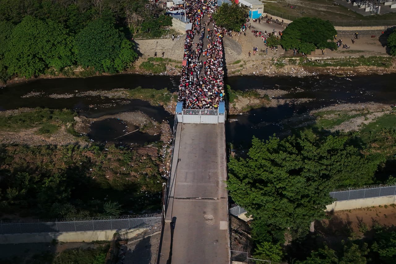Un muro fronterizo con Haití, la bandera electoral en República Dominicana en estas presidenciales