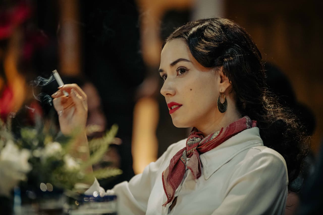 Ximena Romo como María Félix en 'María Félix: La Doña'