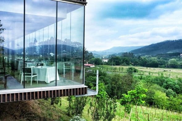 España lo vuelve hacer con Azurmendi Larrabetzu en el lugar 19.